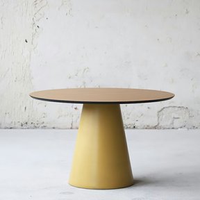 Jídelní stůl dýha dub kruh D120cm, podnoží žlutý beton